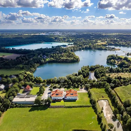 Robbe Fuer 2 Personen Am Badesee Tannenhausen *